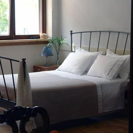 Unique - Spacious Studio With Rooftop / Thissio Ateny Zewnętrze zdjęcie