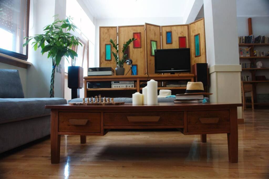 Unique - Spacious Studio With Rooftop / Thissio Ateny Zewnętrze zdjęcie