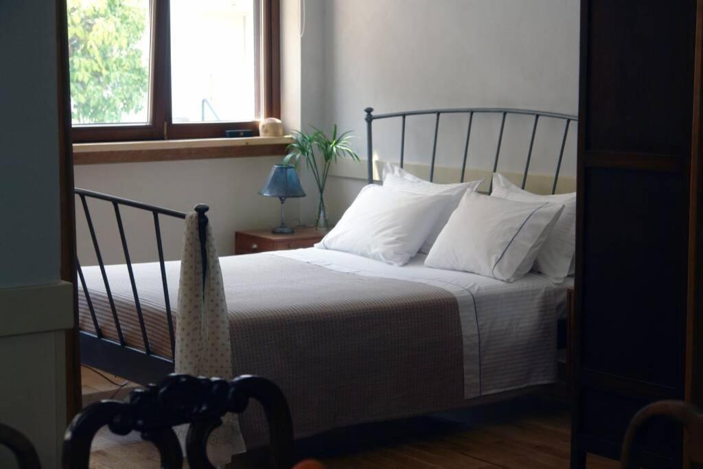 Unique - Spacious Studio With Rooftop / Thissio Ateny Zewnętrze zdjęcie